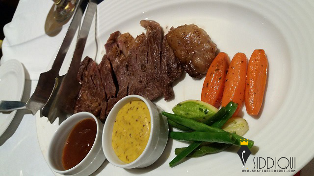 Beef-Sirloin-And-Mustard-Sauce