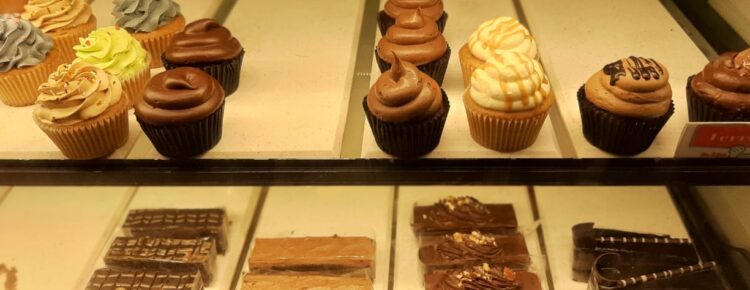 Mon Cheri Karachi BAkery